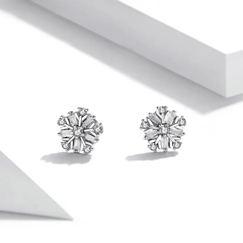 (image for) PANDORA Style Shining Snowflakes Stud Earrings - SCE1289 - View 2