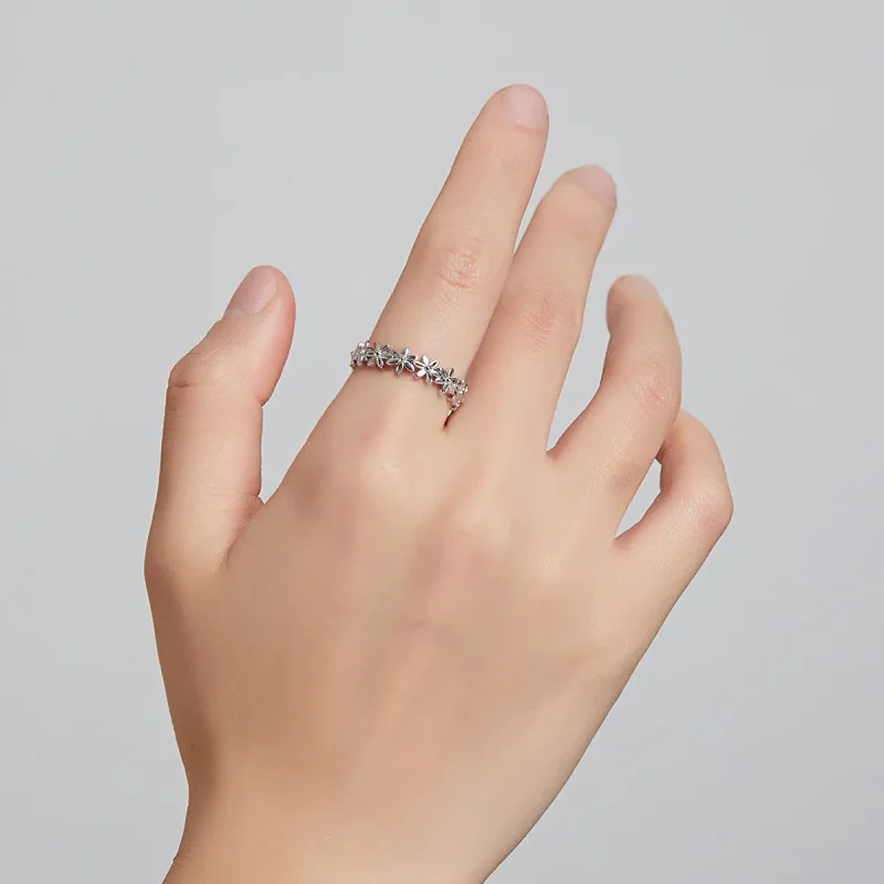 (image for) Pandora Style Daisy Band Ring - BSR184 - View 8