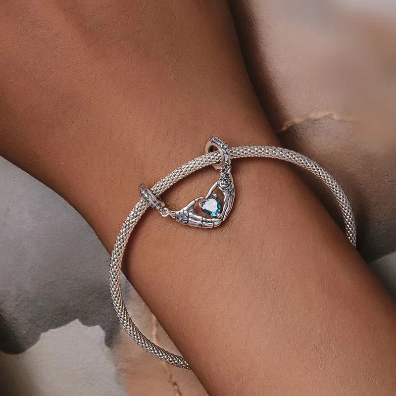 (image for) Pandora Style Halloween Skull Hands Dangle - SCC2607 - View 6