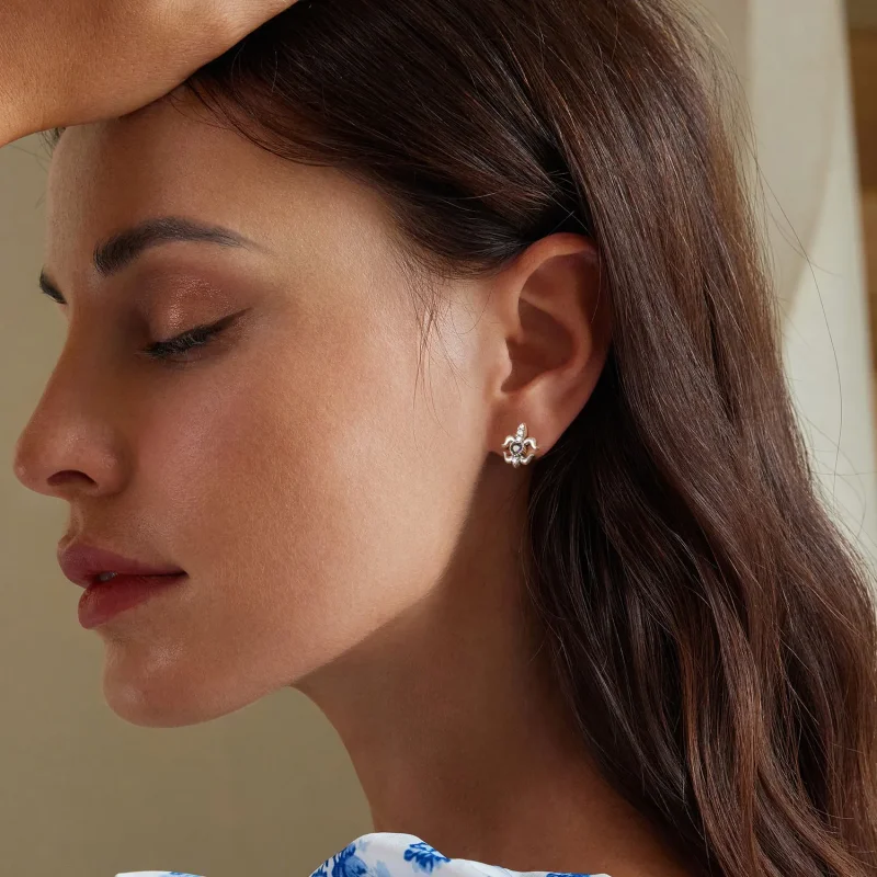 (image for) PANDORA Style Vintage Iris Stud Earrings - BSE968 - View 6