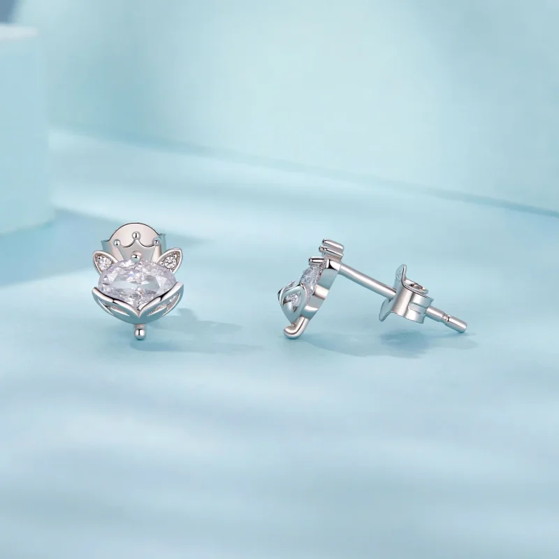 (image for) PANDORA Style Crown Fox Princess Earrings - SCE1708 - View 4