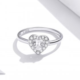 striking and glamorous Pandora Style Sparkling Elevated Heart Ring - SCR725