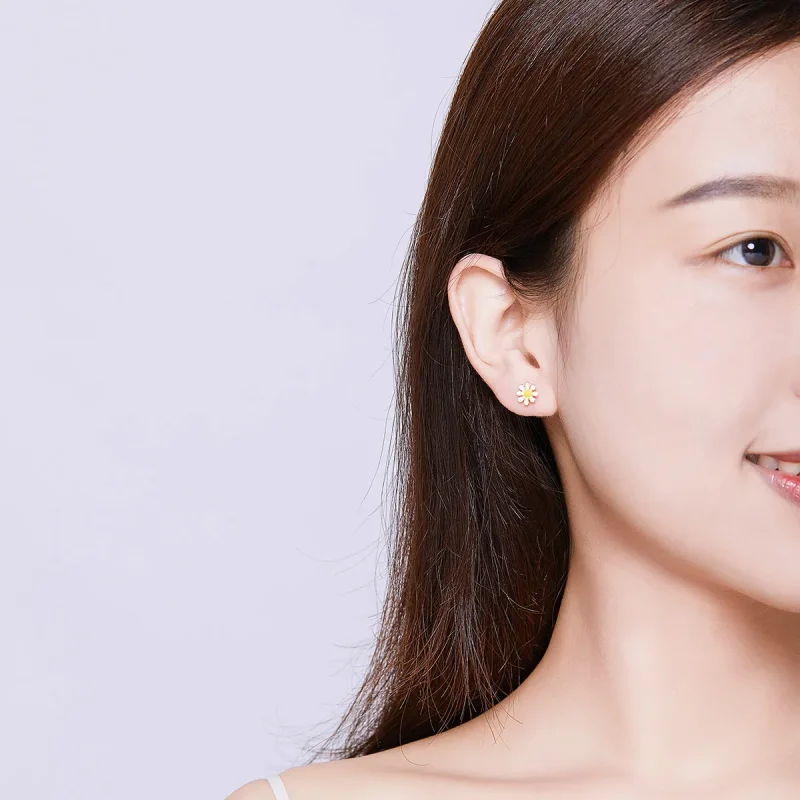 (image for) Pandora Style 18ct Gold Plated Stud Earrings, Daisy - BSE203 - View 7