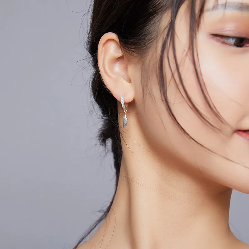 (image for) Pandora Style Silver Dangle Earrings, Feather - SCE898 - View 7