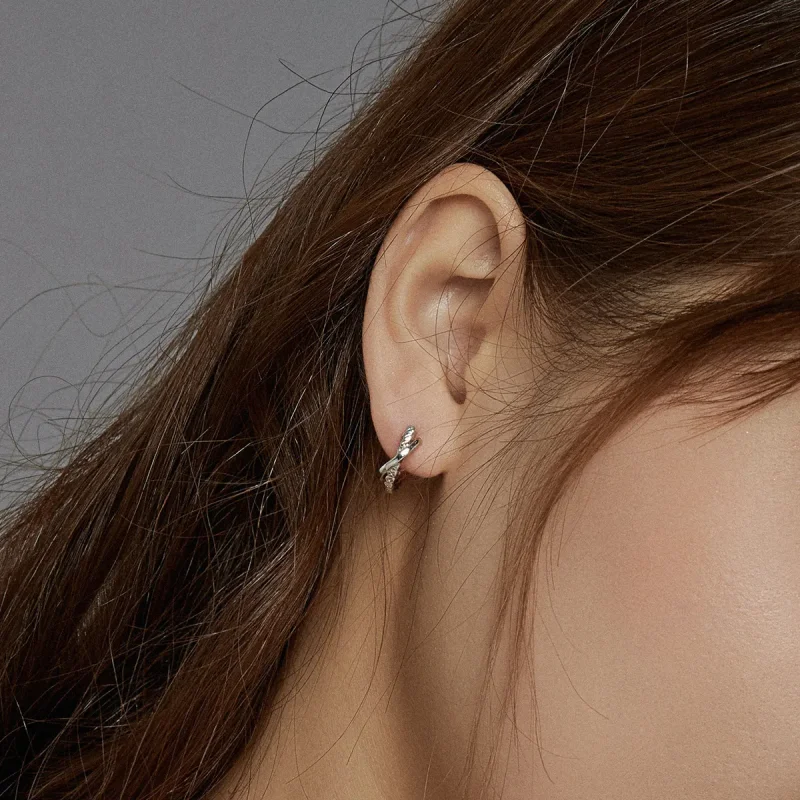 (image for) Pandora Style Silver Hoop Earrings, Leather Texture - BSE440 - View 7