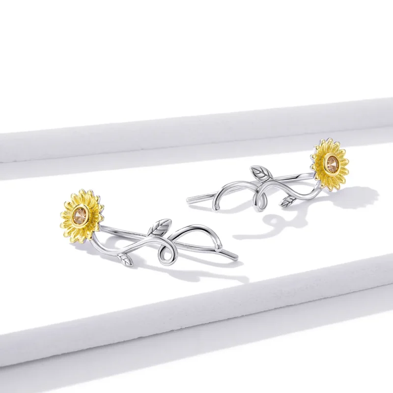 (image for) Pandora Style Silver Stud Earrings, Bicolor Fresh Daisy - BSE394 - View 4