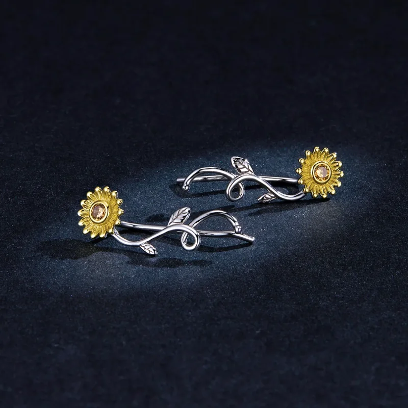 (image for) Pandora Style Silver Stud Earrings, Bicolor Fresh Daisy - BSE394 - View 5