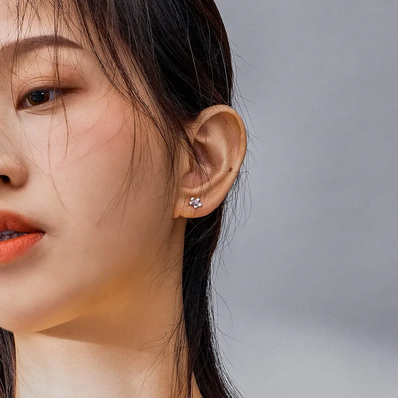 (image for) Pandora Style Silver Stud Earrings, Daisy Flower Stud - SCE784 - View 6