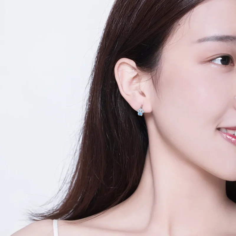 (image for) Silver Caring Dog Paw Hoop Earrings - PANDORA Style - SCE670 - View 5