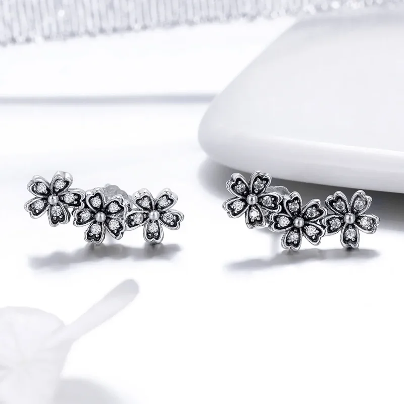 (image for) Silver Contracted Daisy Stud Earrings - PANDORA Style - SCE419 - View 5