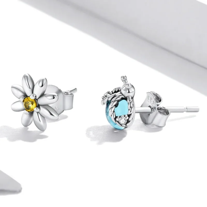 (image for) PANDORA Style Asymmetric Daisy Ladybug Stud Earrings - SCE1364 - View 2