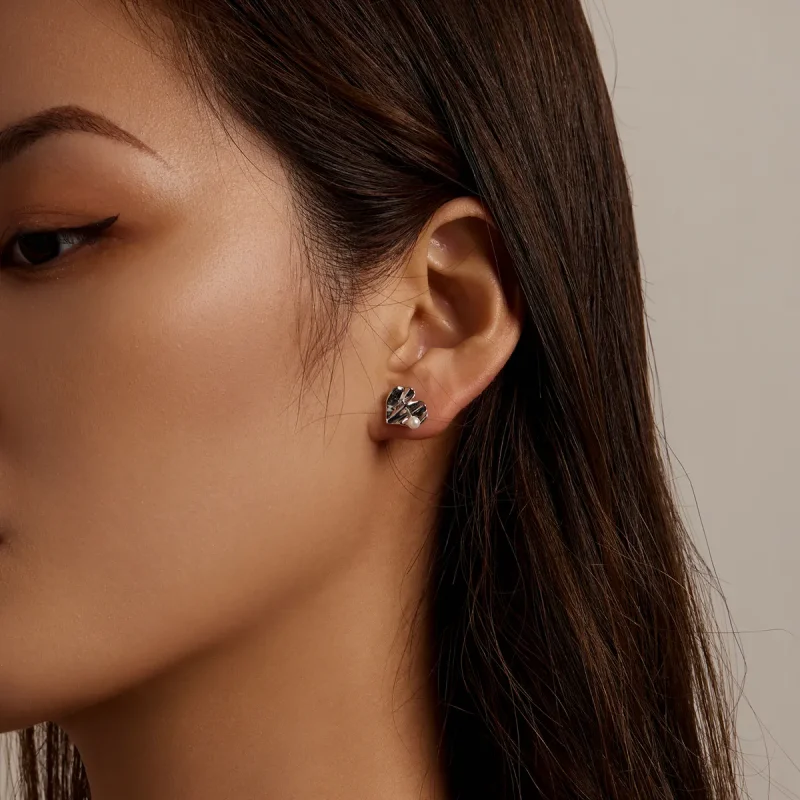 (image for) PANDORA Style Love Shell Beads - Texture Stud Earrings - BSE551-A - View 5